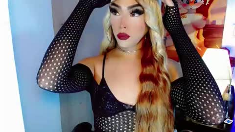 Snapshot of grace24hot chatting on 02-19-26, 02:51 Grace online show from 02-19-26, 02:51