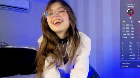 Snapshot of grace_blush chatting on 11-13-25, 01:10 Grace online show from 11-13-25, 01:10