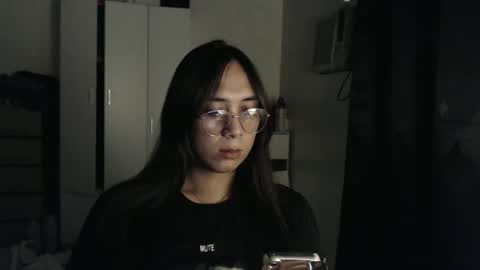 HoneyGrace online show from 01-14-25, 06:24