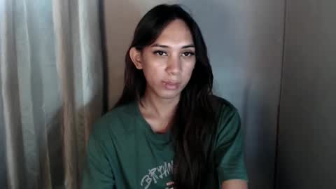 Snapshot of grace_for_youuu chatting on 04-23-26, 10:45 HoneyGrace online show from 04-23-26, 10:45