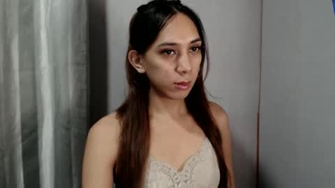 Snapshot of grace_for_youuu chatting on 04-26-26, 12:14 HoneyGrace online show from 04-26-26, 12:14