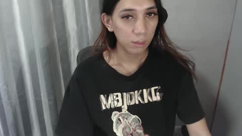 Snapshot of grace_for_youuu chatting on 06-04-26, 05:24 HoneyGrace online show from 06-04-26, 05:24