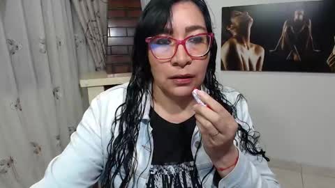 Snapshot of grace_mature_milf chatting on 10-06-25, 10:12 grace_mature_milf online show from 10-06-25, 10:12
