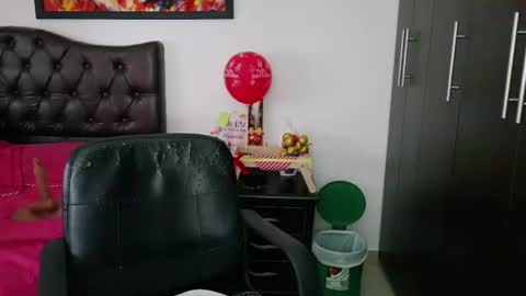 Snapshot of grace_mature_milf chatting on 06-20-26, 11:57 grace_mature_milf online show from 06-20-26, 11:57