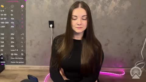 Snapshot of gracebrownnn chatting on 06-12-26, 08:08 Grace Brown online show from 06-12-26, 08:08