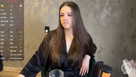 Snapshot of gracebrownnn chatting on 07-15-26, 02:00 Grace Brown online show from 07-15-26, 02:00