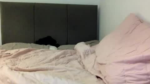 Snapshot of graceloves69 chatting on 12-14-25, 12:32 Grace Loves online show from 12-14-25, 12:32