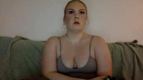Snapshot of graceloves69 chatting on 01-15-26, 07:06 Grace Loves online show from 01-15-26, 07:06