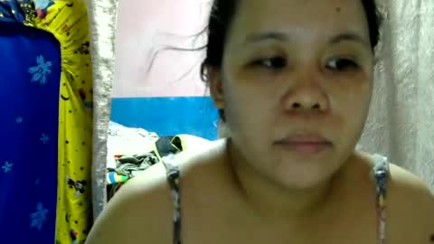 Snapshot of graciabuttercup chatting on 06-20-26, 10:29 gracia online show from 06-20-26, 10:29