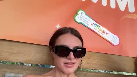 Snapshot of graciesmith27 chatting on 04-22-26, 05:58 Gracie Smith online show from 04-22-26, 05:58