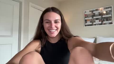 Snapshot of graciesmith27 chatting on 05-08-26, 08:36 Gracie Smith online show from 05-08-26, 08:36