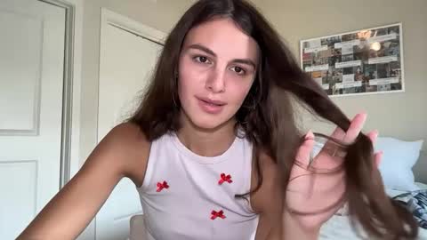 Snapshot of graciesmith27 chatting on 05-29-26, 06:17 Gracie Smith online show from 05-29-26, 06:17