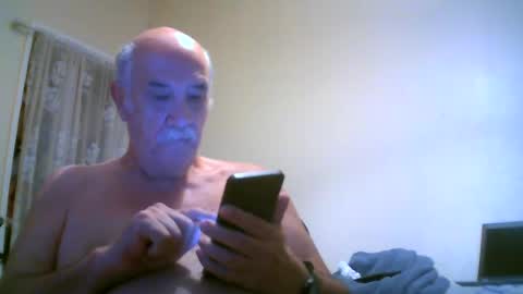 Snapshot of grahammal chatting on 08-03-26, 12:54 grahammal online show from 08-03-26, 12:54