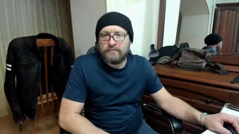 Anthony online show from 03-12-25, 03:07