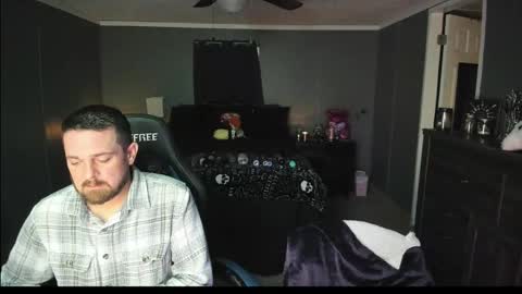 Snapshot of graniteaura chatting on 05-15-26, 11:23 graniteaura online show from 05-15-26, 11:23