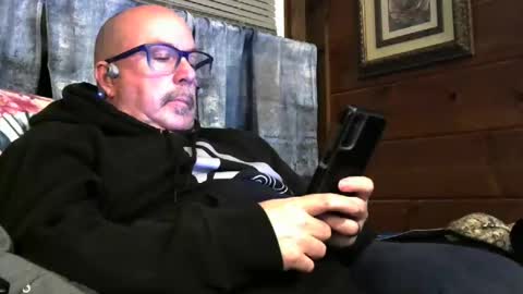 granitebuckeye1969 online show from 11-06-25, 12:22