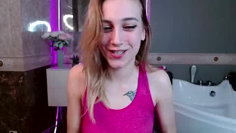 Snapshot of graseflower chatting on 05-01-26, 01:32 Grase online show from 05-01-26, 01:32