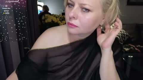 Ray online show from 02-19-25, 09:39