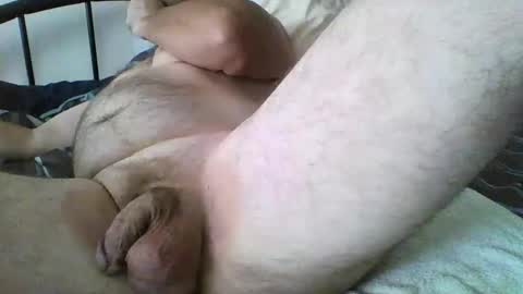 Snapshot of greatgazu chatting on 10-27-25, 08:24 hotforyou69 online show from 10-27-25, 08:24