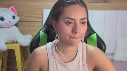 Snapshot of grecia_soler_a chatting on 05-11-26, 12:44 Grecia online show from 05-11-26, 12:44
