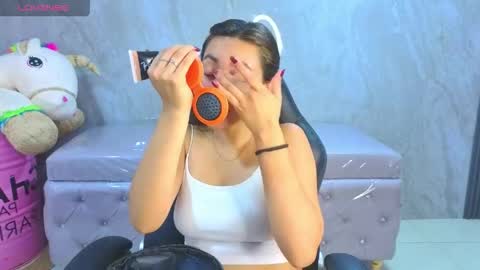 Snapshot of grecia_soler_a chatting on 05-27-26, 12:46 Grecia online show from 05-27-26, 12:46