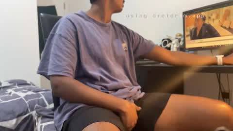 Snapshot of grecias1 chatting on 12-18-25, 04:57 grecias1 online show from 12-18-25, 04:57