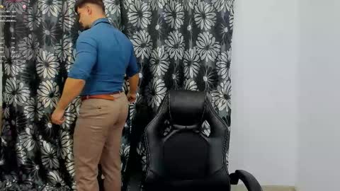 Snapshot of greekgod199 chatting on 02-11-26, 04:50 greekgod199 online show from 02-11-26, 04:50