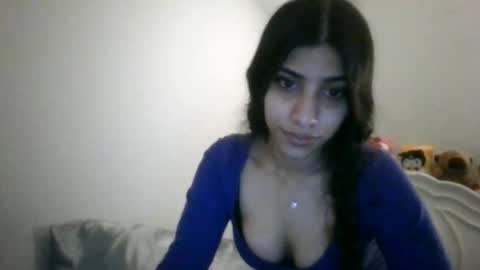 greencheek0 online show from 03-18-26, 02:26