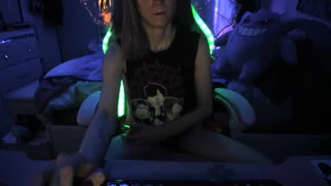 Snapshot of greeneyedlovexo chatting on 01-12-25, 05:24 GreenEyedLovexo online show from 01-12-25, 05:24