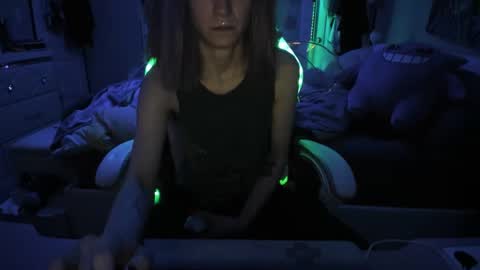 Snapshot of greeneyedlovexo chatting on 01-13-25, 01:49 GreenEyedLovexo online show from 01-13-25, 01:49
