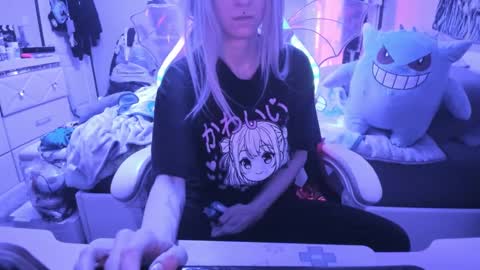Snapshot of greeneyedlovexo chatting on 02-11-25, 02:57 GreenEyedLovexo online show from 02-11-25, 02:57