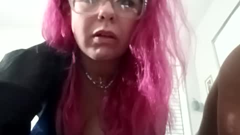 greeneyetwin online show from 06-17-26, 07:11