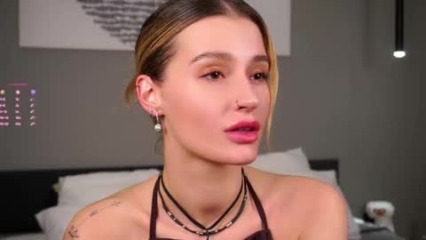 Kelly online show from 11-16-25, 12:44