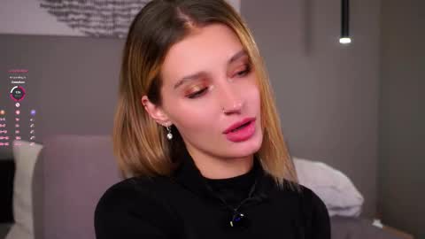 Kelly online show from 11-29-25, 01:36