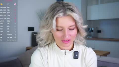 Kelly online show from 05-26-26, 03:13