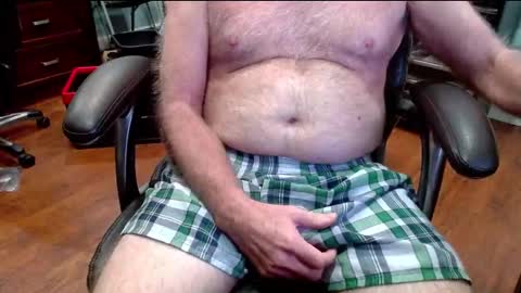 green online show from 09-16-25, 04:08