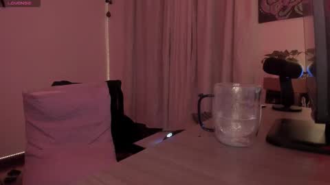 Medussa online show from 11-29-25, 03:09