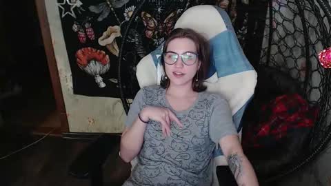 Snapshot of greenwitch9 chatting on 03-30-26, 02:18 Lina online show from 03-30-26, 02:18