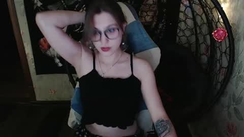 Lina online show from 05-19-26, 12:11