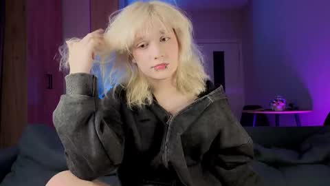 Greg-independent model online show from 09-19-25, 09:26