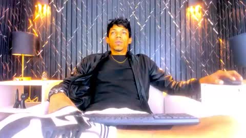 GregorySforza online show from 01-12-26, 07:19