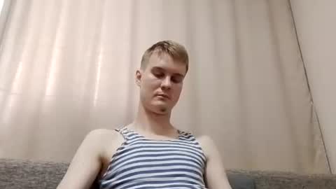 Snapshot of greonn chatting on 06-19-26, 08:07 Felix online show from 06-19-26, 08:07
