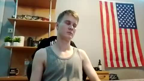 Snapshot of greonn chatting on 07-10-26, 10:12 Felix online show from 07-10-26, 10:12