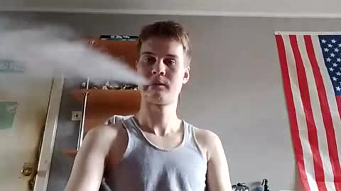Snapshot of greonn chatting on 07-16-26, 11:49 Felix online show from 07-16-26, 11:49