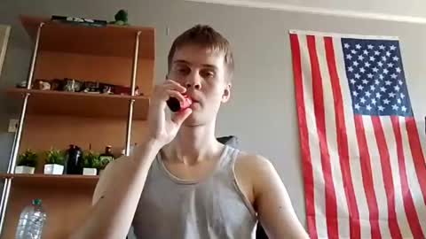 Snapshot of greonn chatting on 07-17-26, 03:18 Felix online show from 07-17-26, 03:18