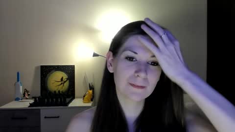 Greta online show from 12-17-25, 09:21