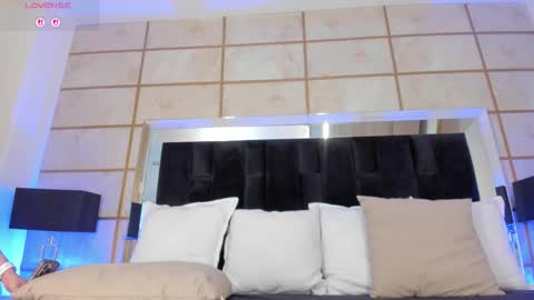 Greta Velvet  online show from 09-10-25, 07:47