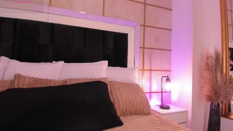 Greta Velvet  online show from 01-14-26, 07:41