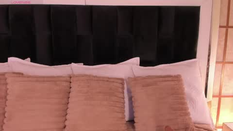 Snapshot of gretavelvet chatting on 04-28-26, 02:27 Greta Velvet online show from 04-28-26, 02:27