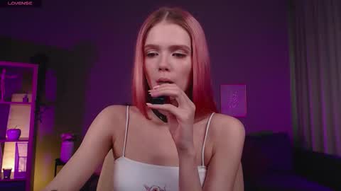 gretchen_mol online show from 10-08-25, 07:39